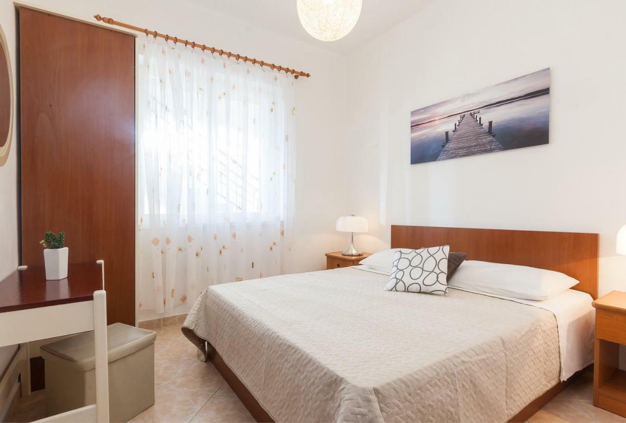 Vila Nela Тучепи Экстерьер фото
